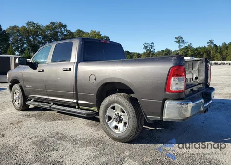 2019 Ram 2500 Big Horn z USA, uszkodzony, nr VIN 3C6UR4DJ8KG543572